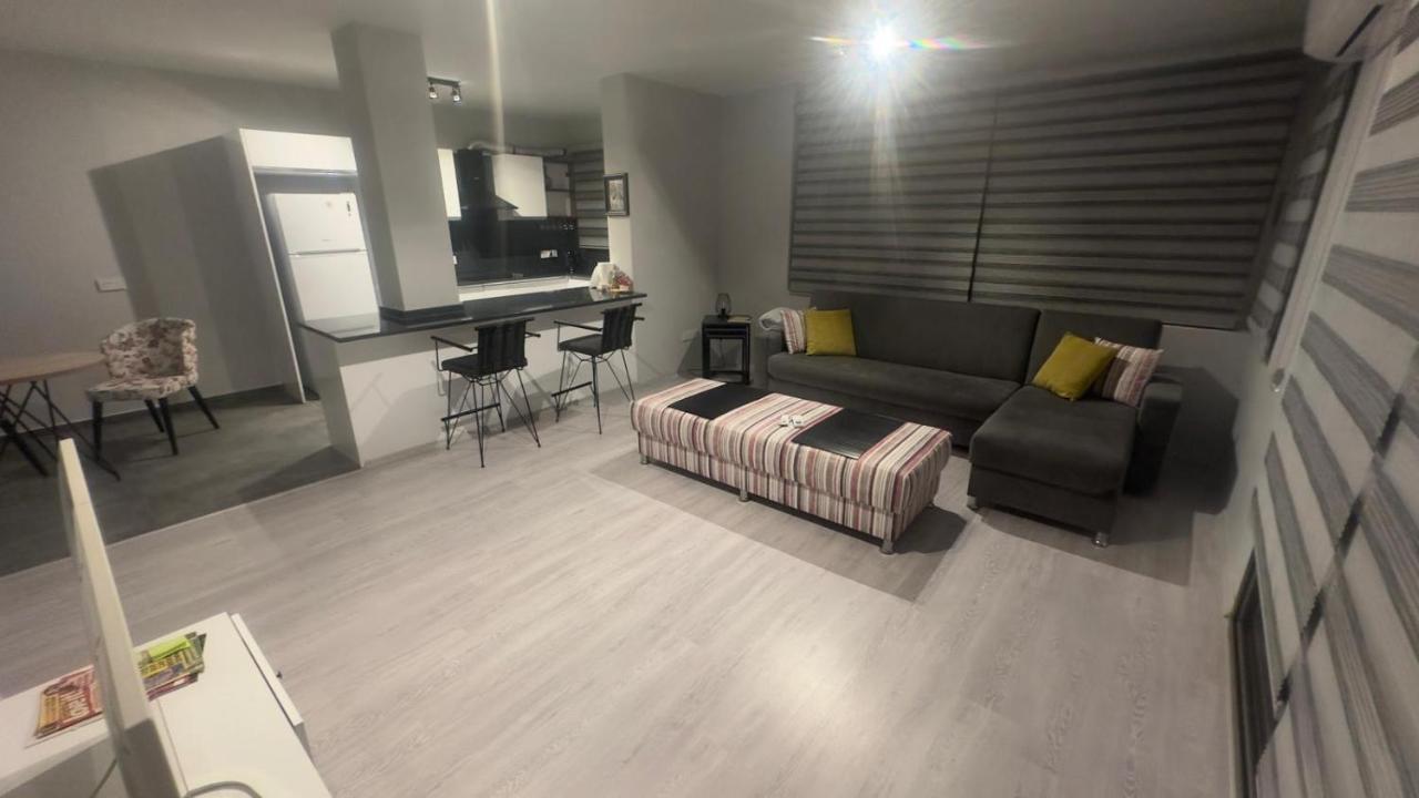 Nicosia'S Pearl Apartamento Exterior foto